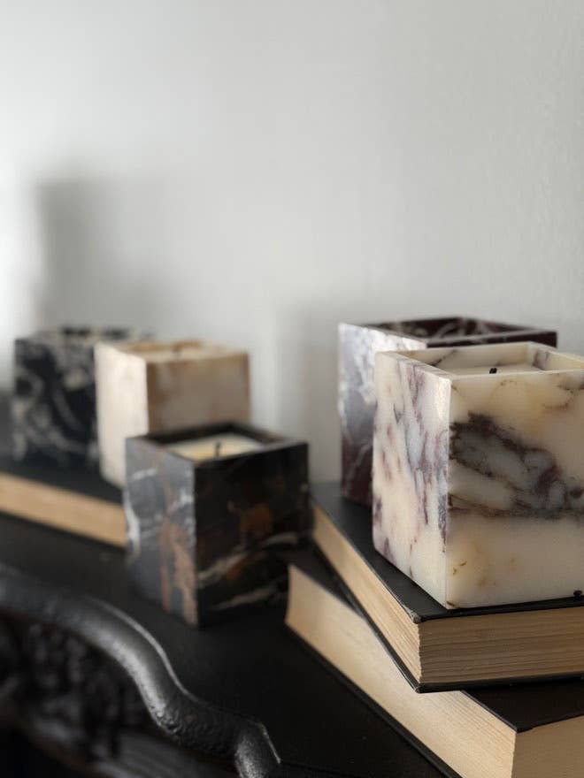 How A Marble Scented Candle Creates Quiet Luxury Through Light And Fragrance