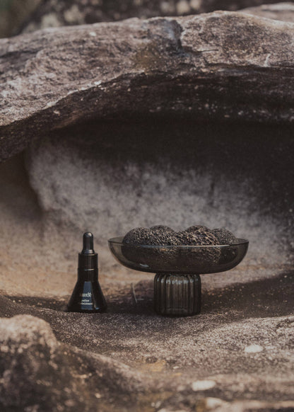 Volcanic Rocks Home Fragrance Set, Saarde