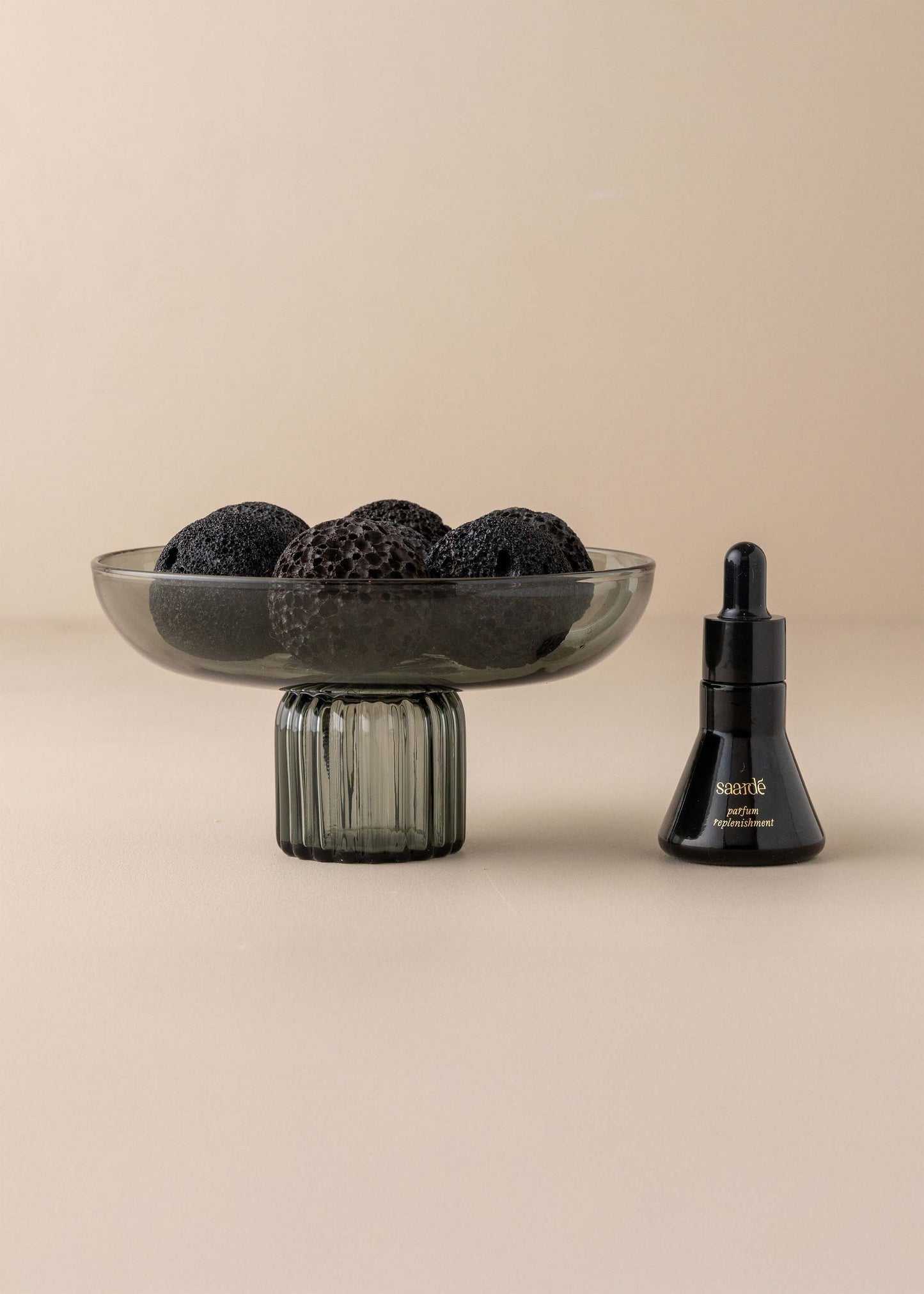 Volcanic Rocks Home Fragrance Set, Saarde