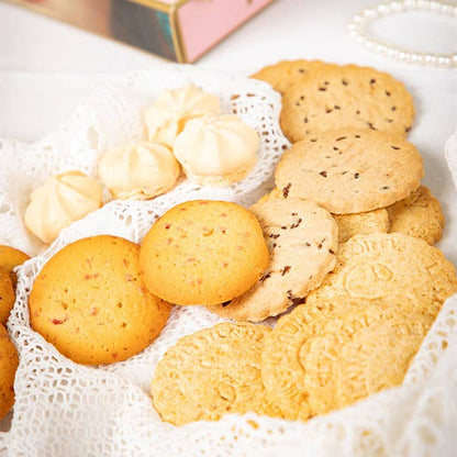 Raspberry Chip French Shortbread Cookies | Tour Eiffel Cube