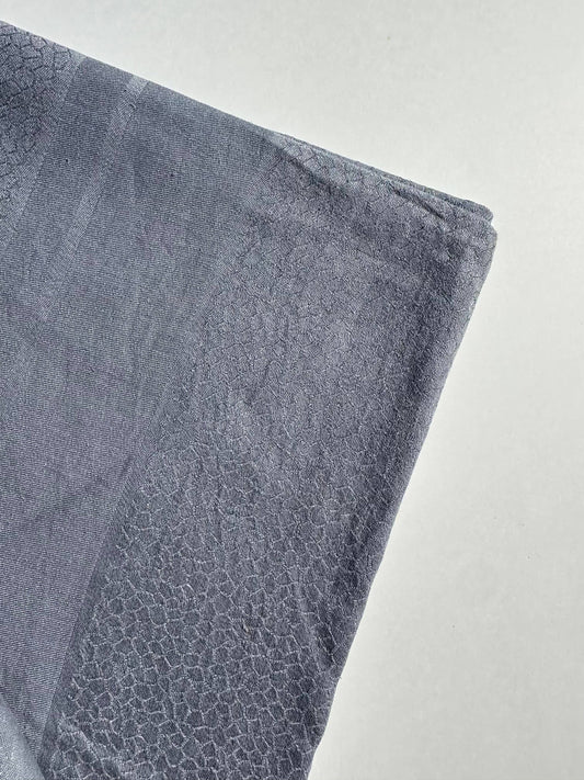 Vintage Damask Tablecloth in Dove Gray – Elegant Woven Linen for Dining Table | 150x220 cm