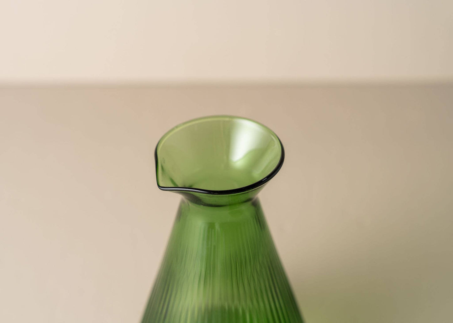 Kairos Angular Carafe | Amber