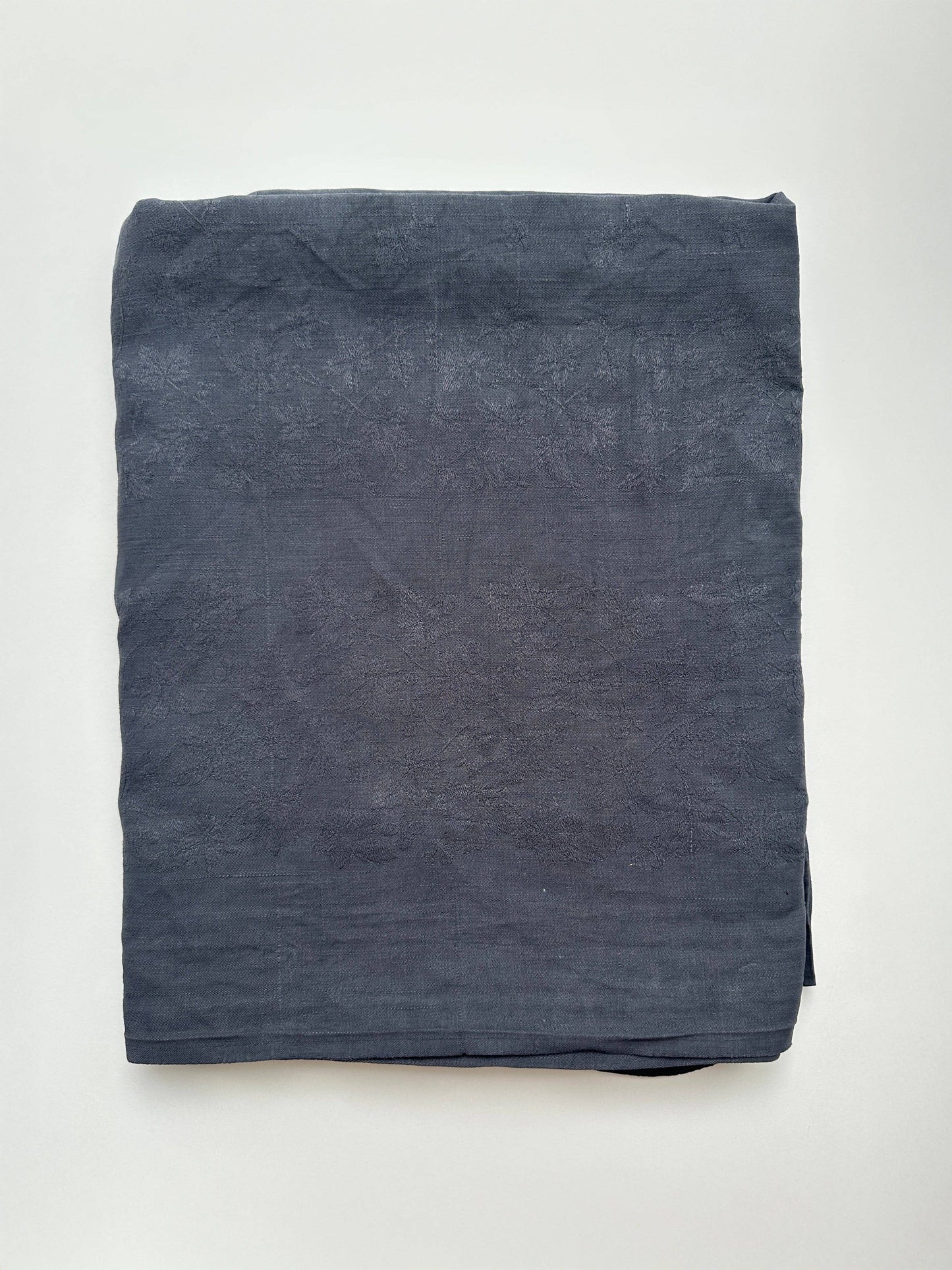 Antique Damask Tablecloth in Carbon Gray – Vintage Linen Tablecloth for Dining | 170x200 cm