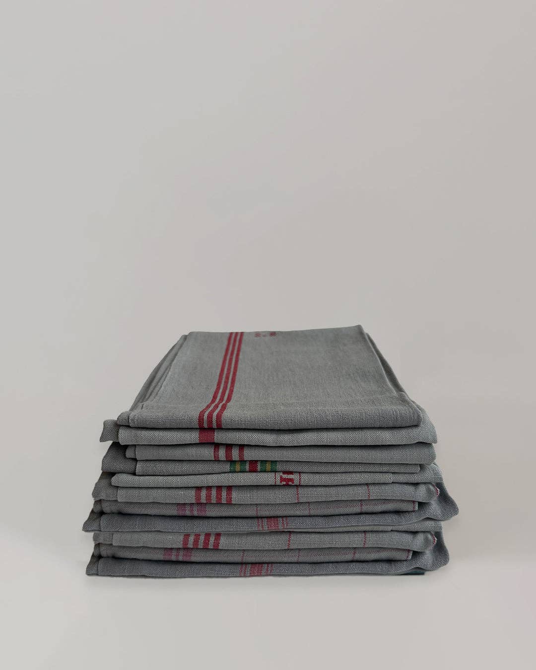 Vintage tea towel - Pearl - Various patterns