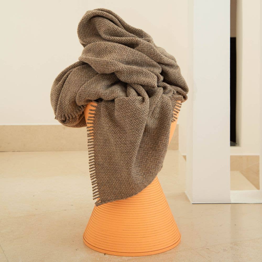 VANNES - Throw Blanket - Plaid 100% recycled material