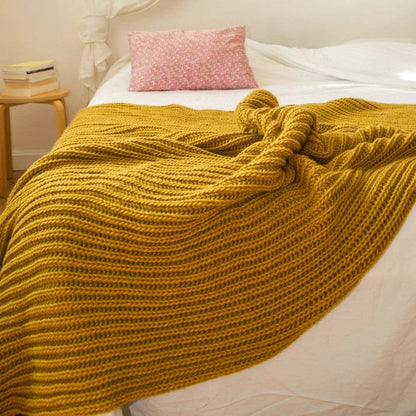 "Cannes" Chunky Knit Throw Blanket, Wool Blend