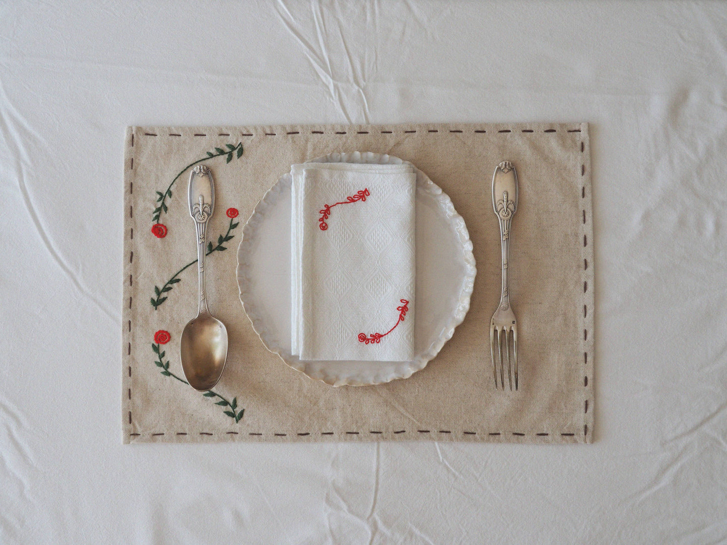 Embroidered Rose Napkin - Linen/Cotton - Set of 4